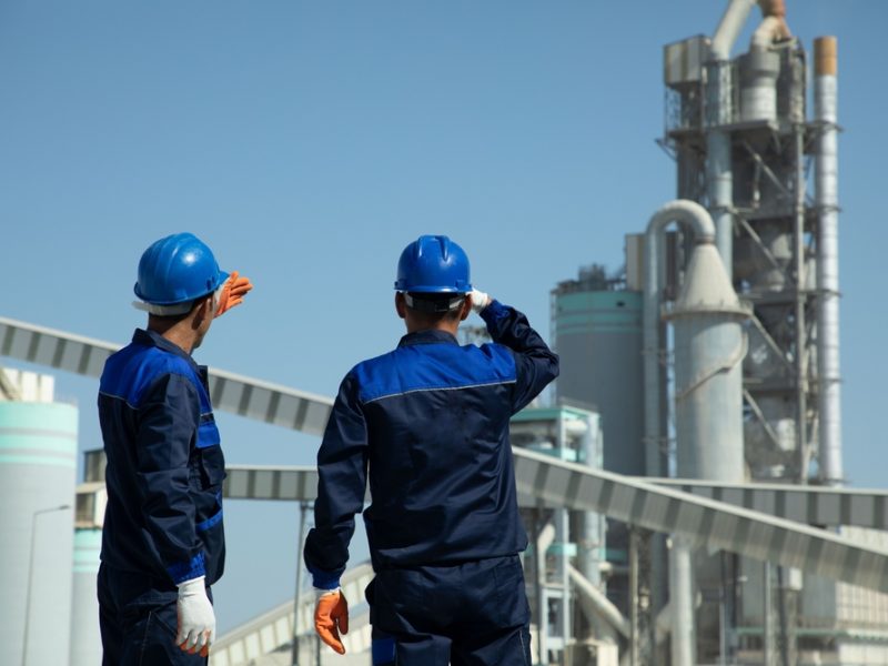 Picture,Of,Cement,Factory,Workers